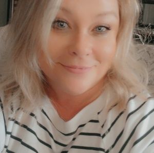 Meet your Posher, Joy